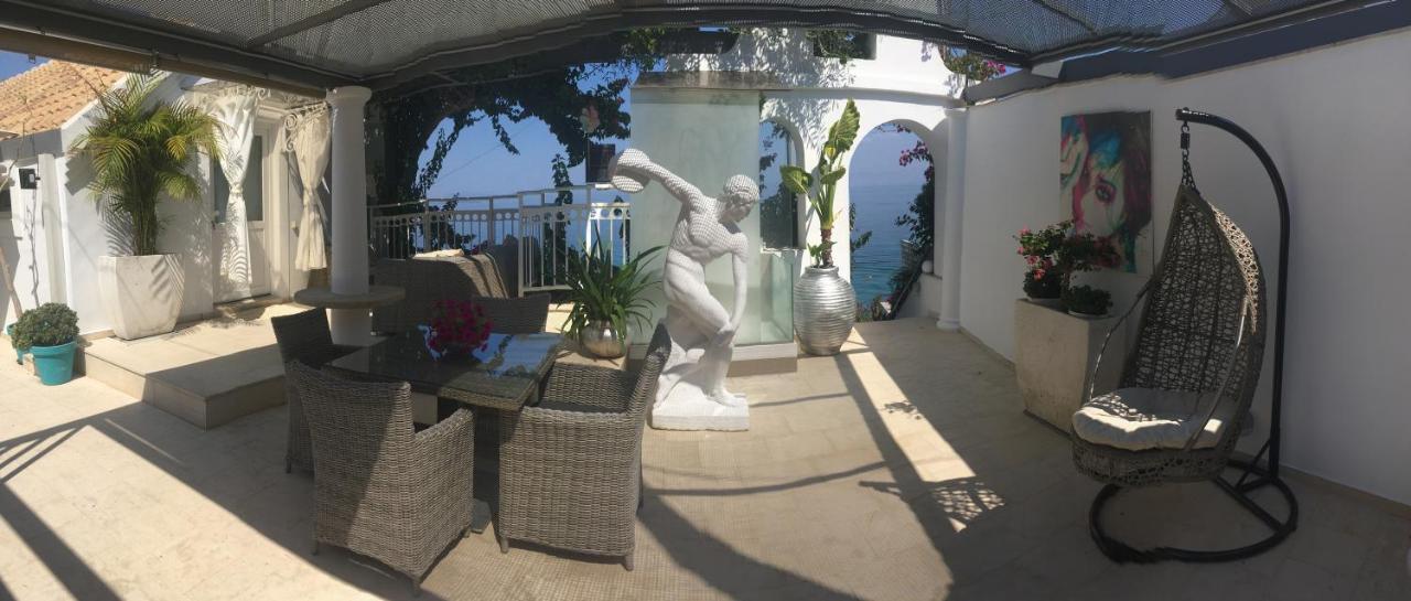 Villa Evita Mesongí Exterior foto